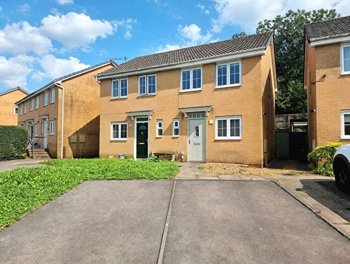 2 Bedroom Semi-Detached House For Sale In Sarn, Bridgend, CF32