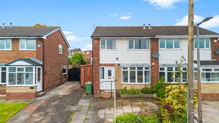 3 Bedroom Semi-Detached House For Sale In Victoria Road, Ashton-In-Makerfield, WN4