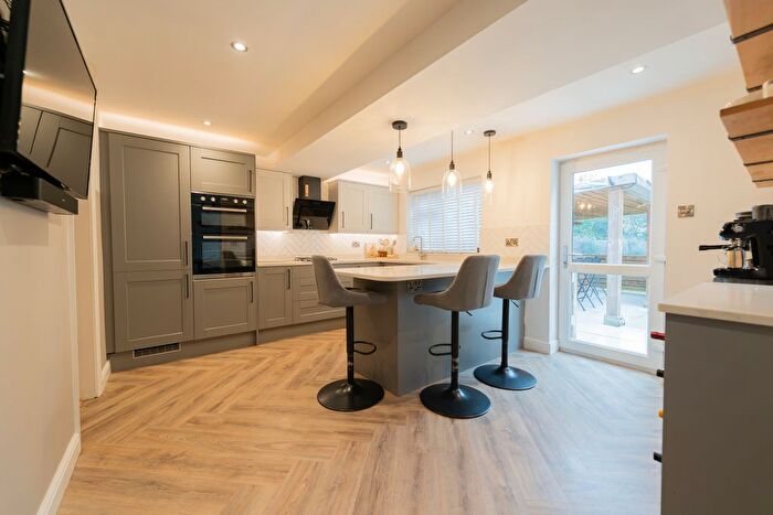 4 Bedroom Semi-Detached House For Sale In Beechwood Avenue, Leicester Forest East, Leicester, Leicestershire, LE3