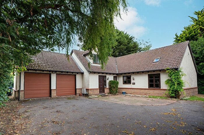 4 Bedroom Detached House For Sale In High Street, Waterbeach, CB25