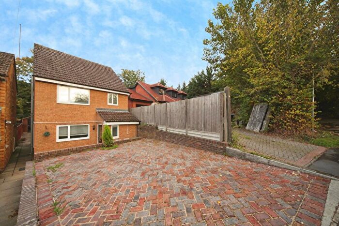 3 Bedroom Detached House For Sale In Parkfield, Markyate, St. Albans, AL3