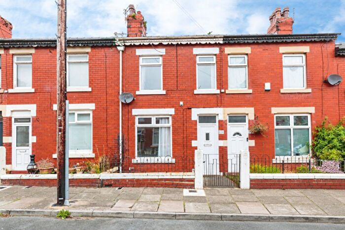 3 Bedroom Terraced House For Sale In Cunliffe Road, Blackpool, FY1