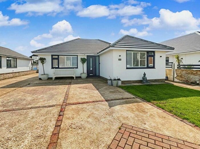 3 Bedroom Detached Bungalow For Sale In Sunview Avenue, Peacehaven, BN10