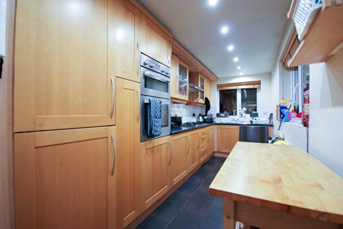 4 Bedroom Terraced House To Rent In Metchley Lane, Birmingham, B17