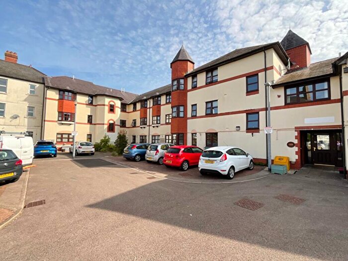 1 Bedroom Flat For Sale In Maryport Street, Usk, NP15