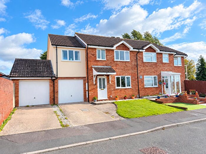 4 Bedroom Semi-Detached House For Sale In Colchester Close, Westbury-on-Severn, GL14