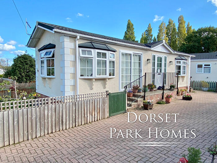 2 Bedroom Park Home For Sale In Iford Bridge Park, Old Bridge Road, Iford, Bournemouth, Dorset, BH6
