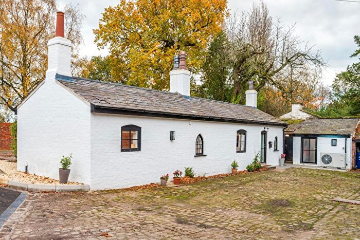 2 Bedroom Cottage To Rent In Renacres Lane, Halsall, Lancs, L39