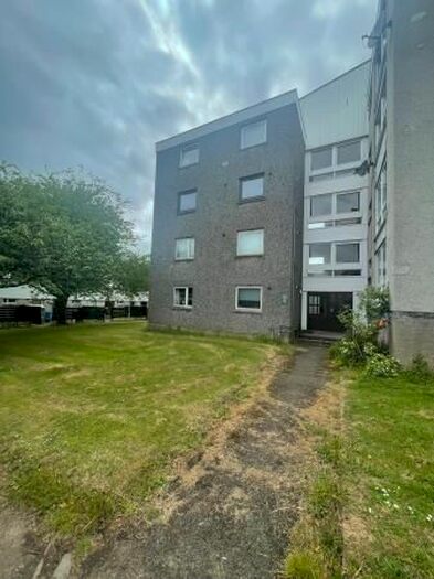 1 Bedroom Flat To Rent In Gardyne Place, Dundee, DD4