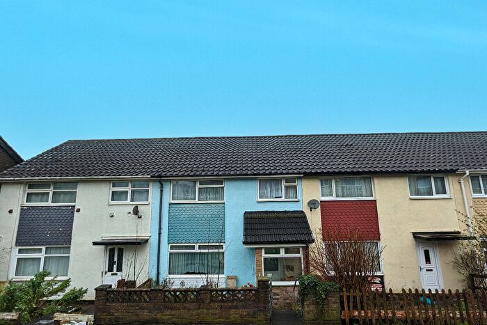 3 Bedroom Terraced House For Sale In Bodmin Crescent, Leeds, LS10