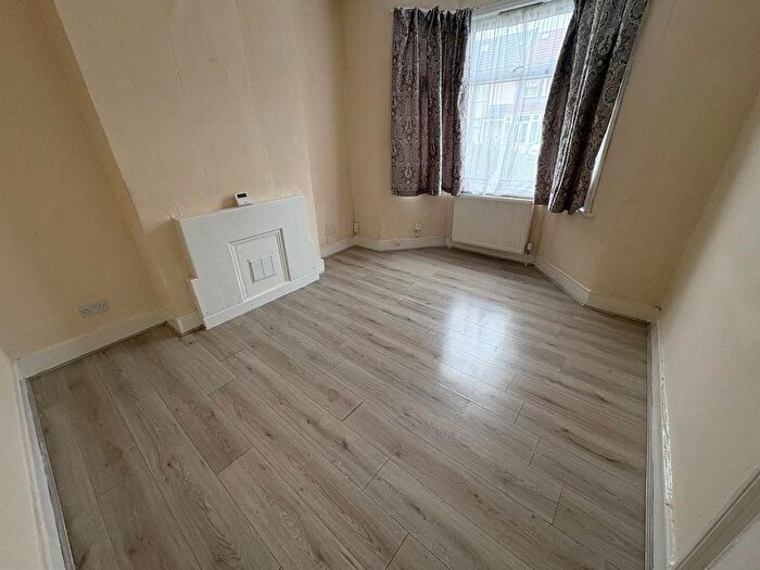 3 Bedroom Terraced House To Rent In Westwood Road, Ilford, IG3