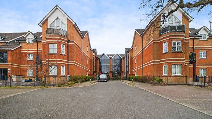2 Bedroom Flat For Sale In Priory Heights Court, Derby, Derbyshire, DE23