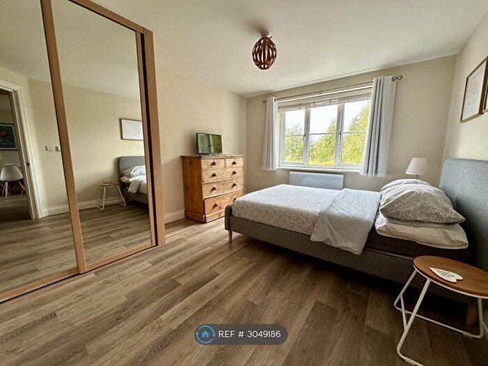 1 Bedroom Flat To Rent In Moss Court, Liphook, GU30
