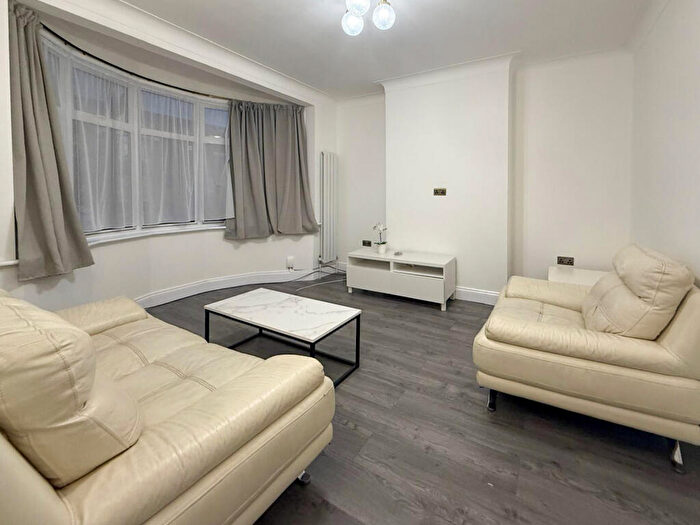 3 Bedroom Terraced House To Rent In Galsworthy Avenue, Romford, Essex, RM6