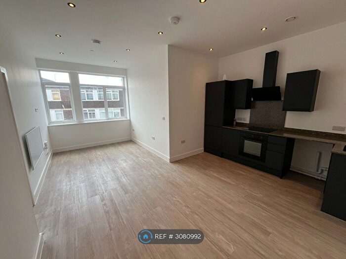 1 Bedroom Flat To Rent In Heron House, Nuneaton, CV11