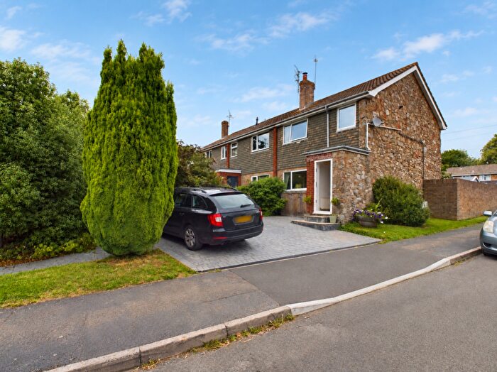 3 Bedroom End Of Terrace House For Sale In Laxton Close, Olveston, BS35