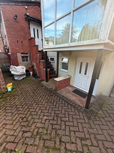 1 Bedroom Flat To Rent In Highclere Road, Manchester, M8