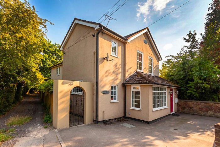 3 Bedroom Detached House For Sale In Maidstone Road, Paddock Wood, TN12