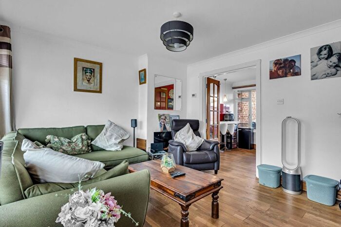 2 Bedroom Semi-Detached House For Sale In The Rise, Ashford, TN23