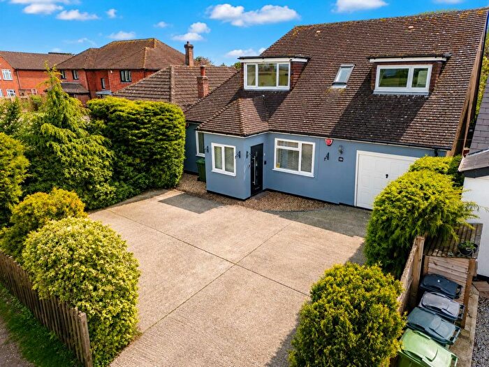 4 Bedroom Detached Bungalow For Sale In Tally Ho Road, Shadoxhurst, Kent, TN26