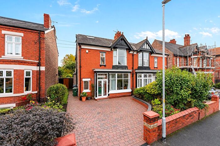 5 Bedroom Semi-Detached House For Sale In Queens Road, Urmston, Manchester, M41