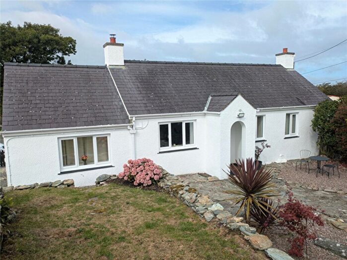 3 Bedroom Bungalow For Sale In Rhosgoch, Isle Of Anglesey, LL66