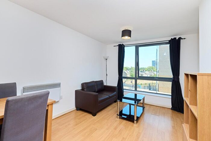 1 Bedroom Apartment To Rent In The Lock Building, E15