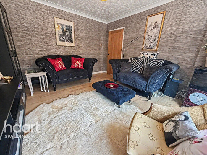2 Bedroom Detached Bungalow For Sale In Park Lane, Long Sutton, PE12