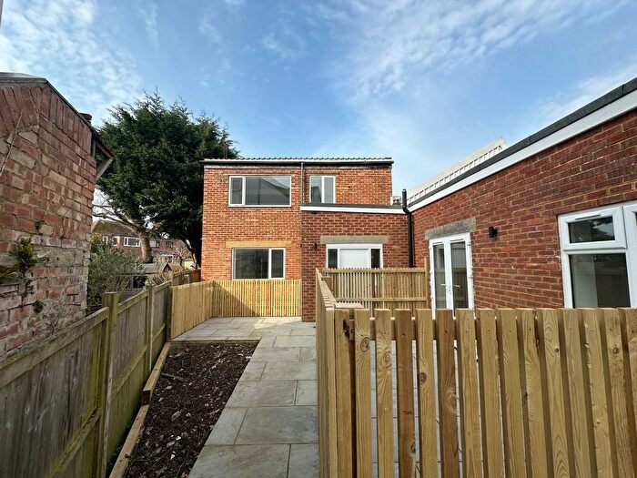 2 Bedroom Flat To Rent In Chandler Road, Bexhill On Sea, TN39