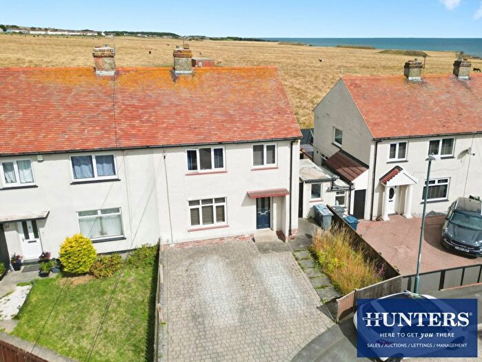 3 Bedroom Semi-Detached House For Sale In Larch Avenue, Whitburn, Sunderland, SR6