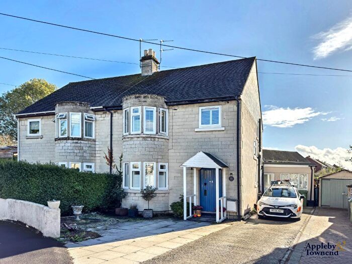 3 Bedroom Semi-Detached House For Sale In Carisbrook Crescent, Trowbridge, Wiltshire, BA14