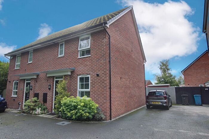 3 Bedroom Semi-Detached House For Sale In Liverpool Road, Widnes, WA8