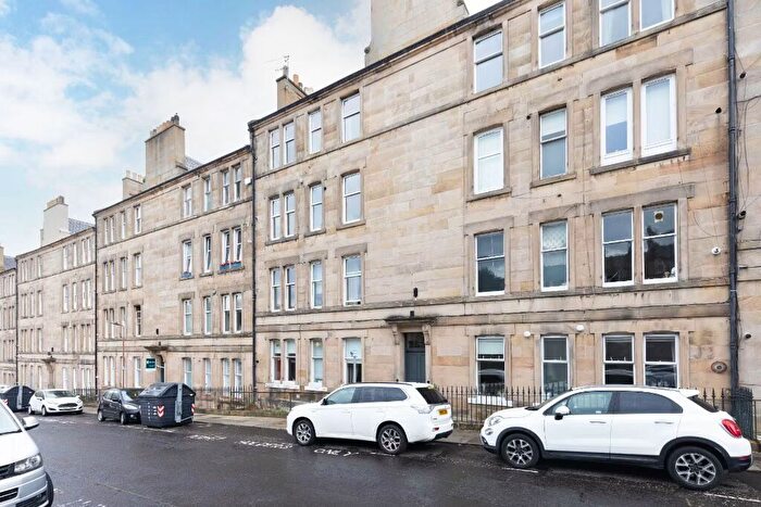 1 Bedroom Flat To Rent In Comely Bank Row, Stockbridge, Edinburgh, EH4