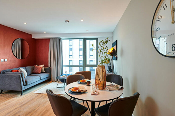 2 Bedroom Apartment To Rent In The Copper Works, Cardiff Cardiff, CF10