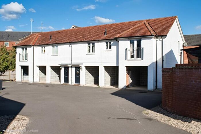 2 Bedroom Coach House To Rent In Tiree Court, Newton Leys, Milton Keynes, MK3
