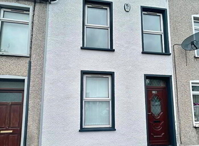 4 Bedroom Mid Terraced House To Rent In Brook Street, Coleraine, BT52