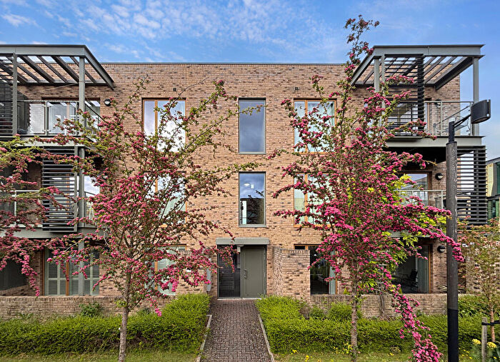 1 Bedroom Apartment For Sale In Austin Drive, Trumpington, CB2
