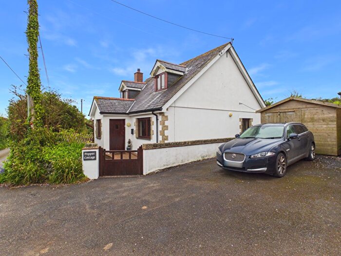 4 Bedroom Bungalow For Sale In Trewoon Road, Mullion, Helston Family Home, TR12