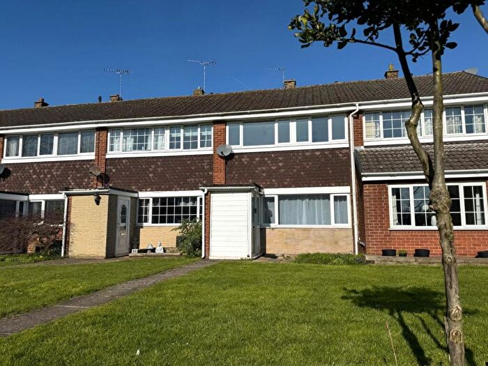 3 Bedroom Terraced House For Sale In Shrewsbury Road, Stretton, Burton-on-Trent, DE13