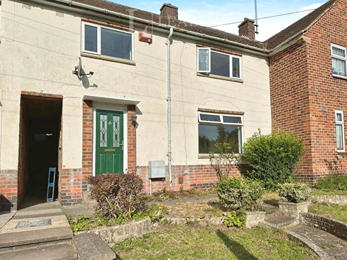 3 Bedroom Semi-Detached House To Rent In Davenport Road, LE5