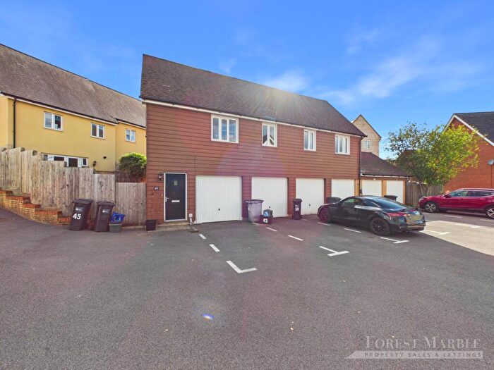 2 Bedroom Coach House For Sale In Great Western Street, Frome, BA11