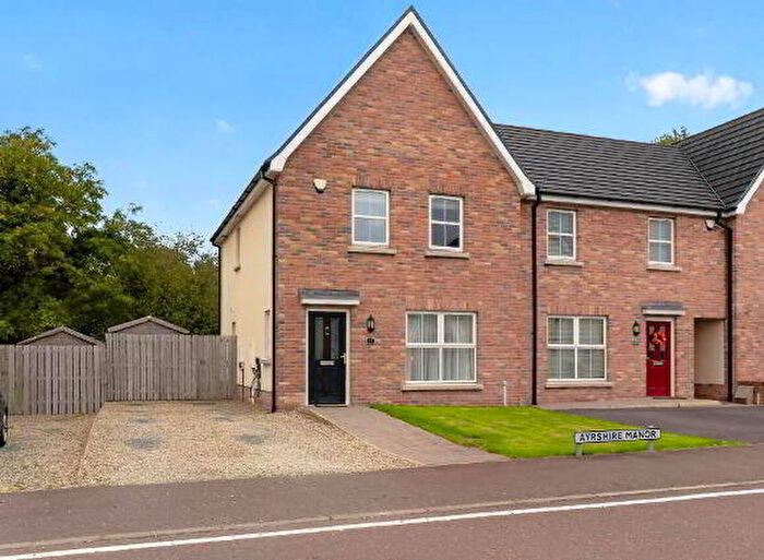 3 Bedroom TownHouse For Sale In Ayrshire Manor, Lisburn, BT28