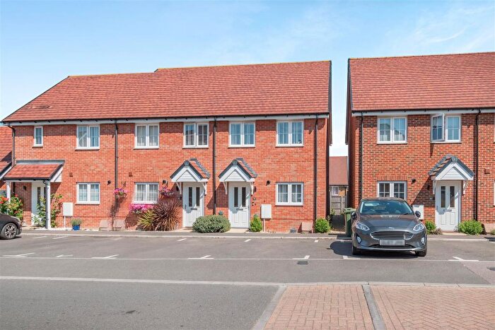 2 Bedroom End Of Terrace House For Sale In Lasius Drive, Coxheath, Maidstone, ME17