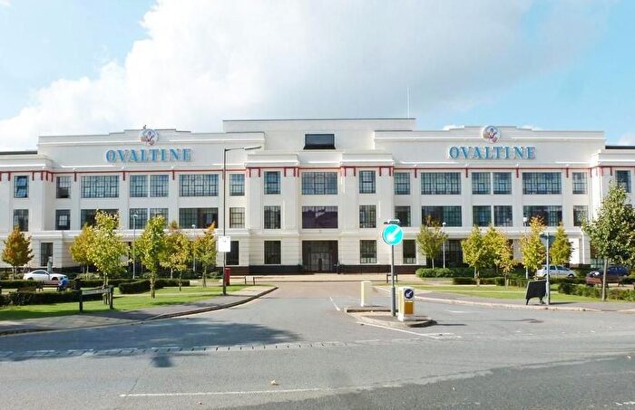 1 Bedroom Flat To Rent In Ovaltine Drive, Kings Langley, WD4