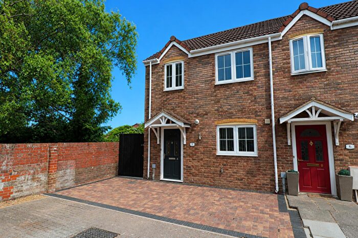 3 Bedroom End Of Terrace House To Rent In Marlborough Court, Fore Street, Westbury, BA13