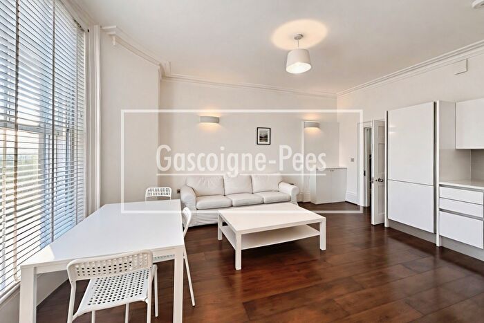 2 Bedroom Apartment To Rent In Kings Road, Reading, RG1