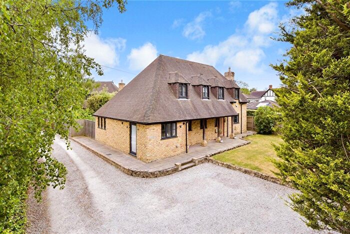 4 Bedroom Detached House For Sale In Mill Bank, Headcorn, Ashford, Kent, TN27