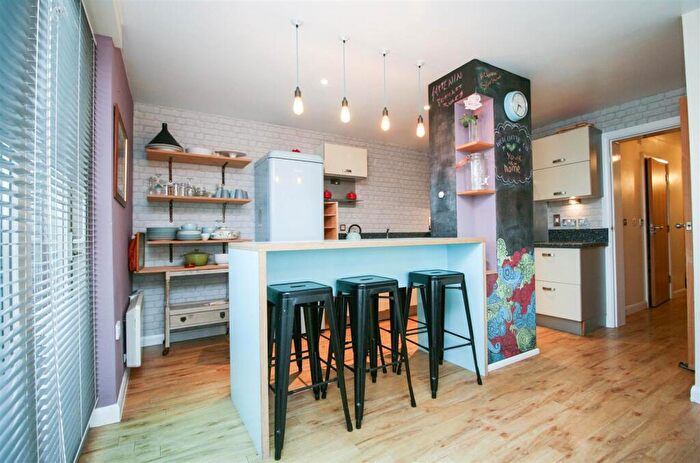 2 Bedroom Apartment To Rent In Westgate, Arthur Place, B1