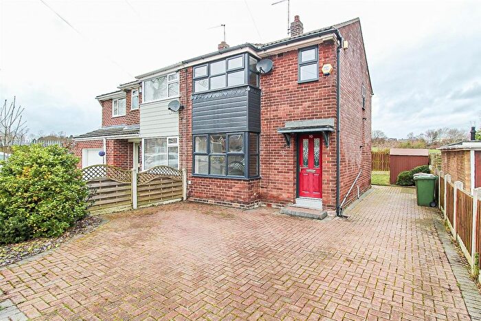 3 Bedroom Semi-Detached House For Sale In Thornes Moor Road, Thornes, WF2