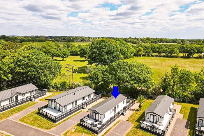 2 Bedroom Mobile/park Home For Sale In Sycamore, Hoburne Bashley Holiday Park, New Milton, Hampshire, BH25